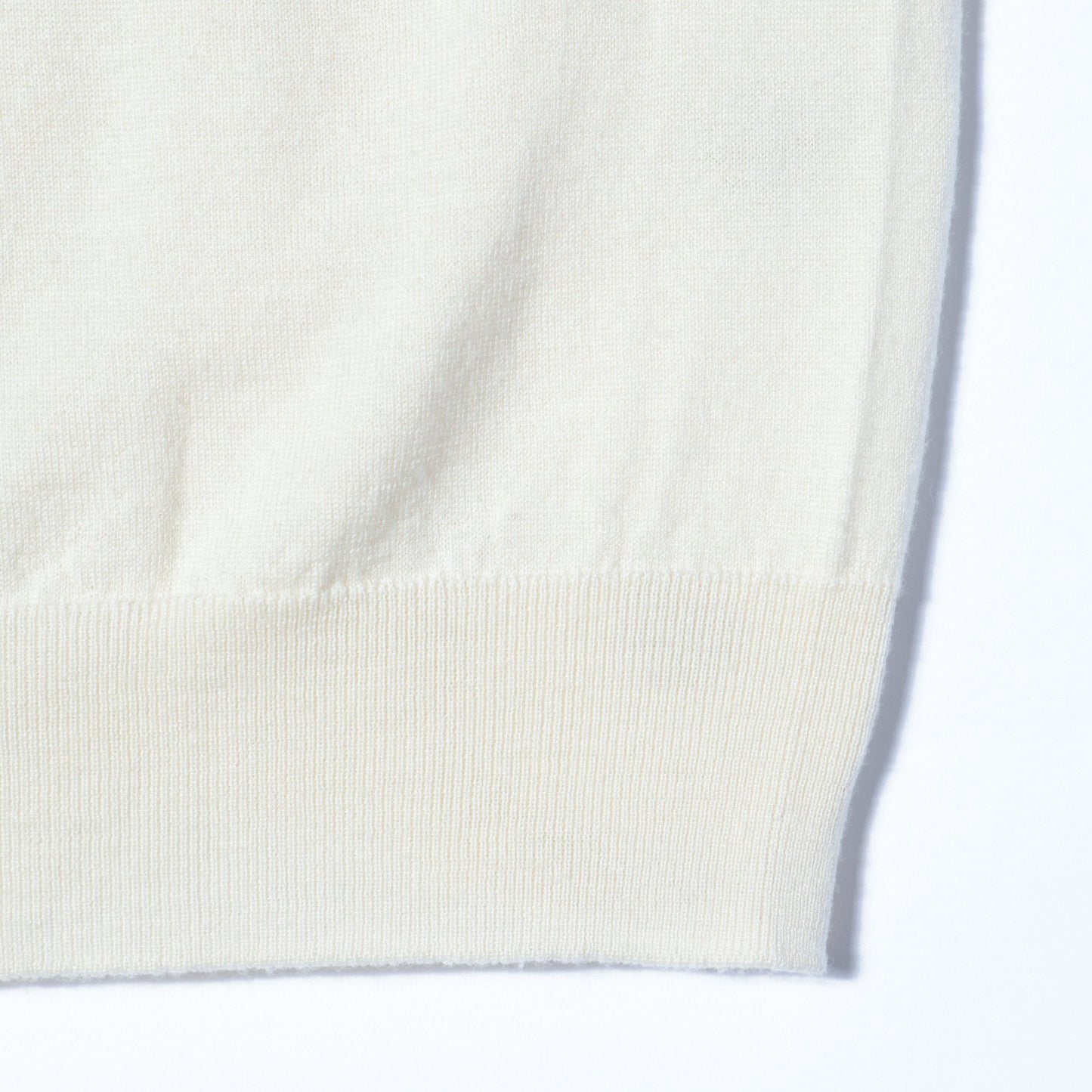 FINE MERINO POLO COLLAR JUMPER KNIT