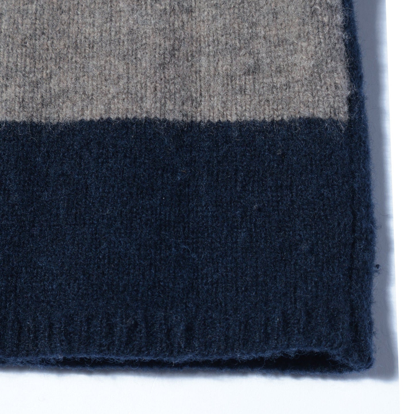 WASHED WOOL KNIT