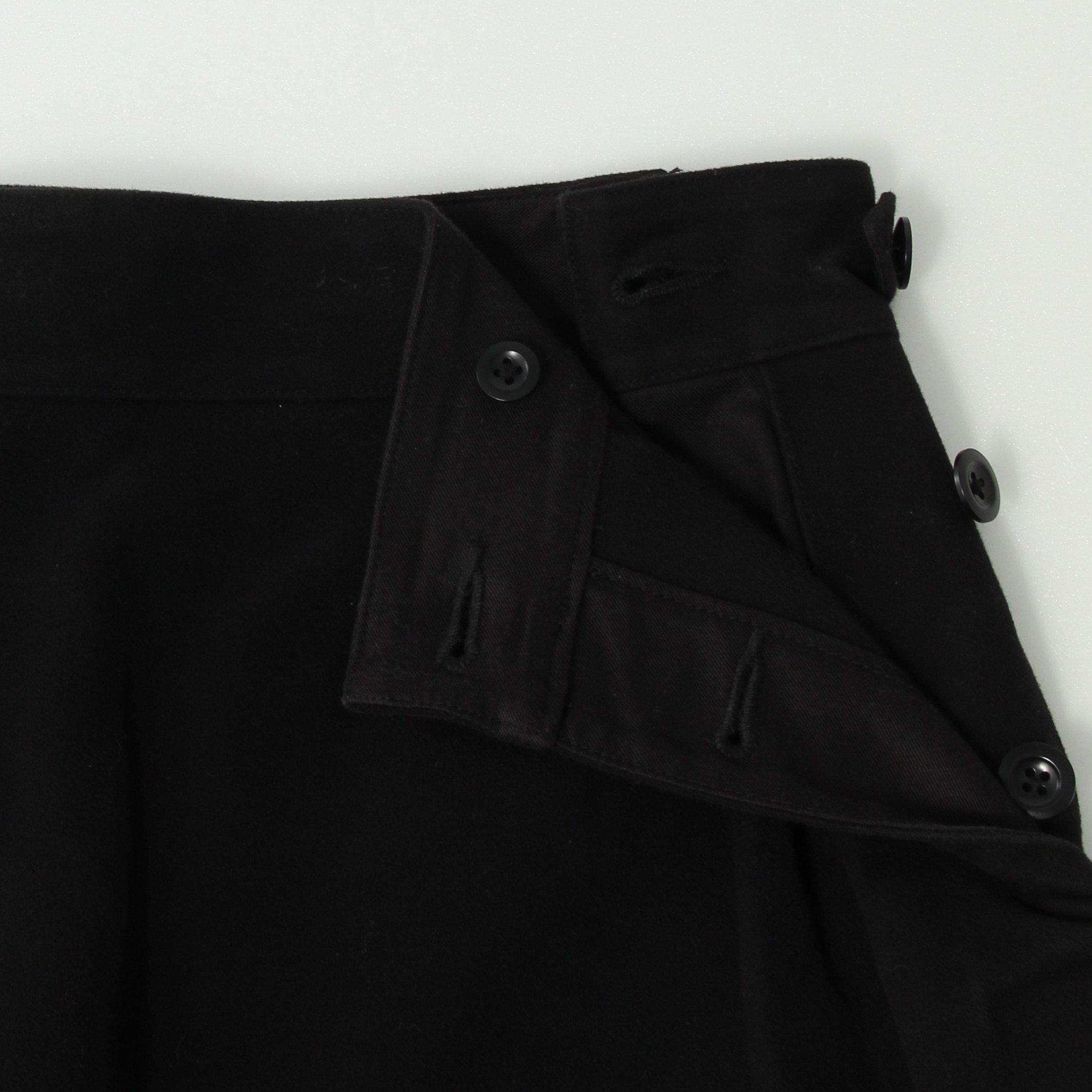 スカート / II / BLACK(ブラック) ｜ マーガレット・ハウエル 公式