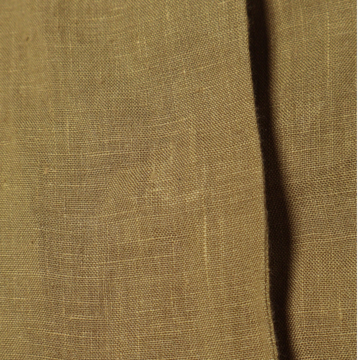 LIGHTWEIGHT LINEN SHIRT