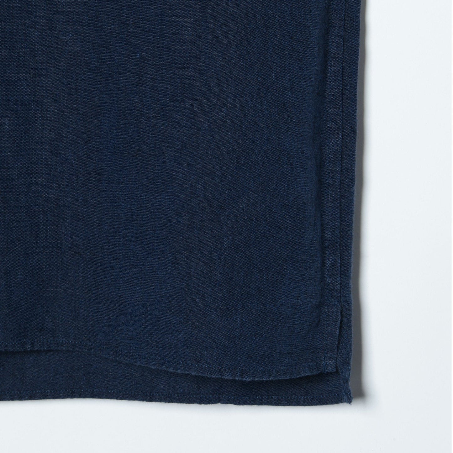 LINEN CHAMBRAY SHIRT