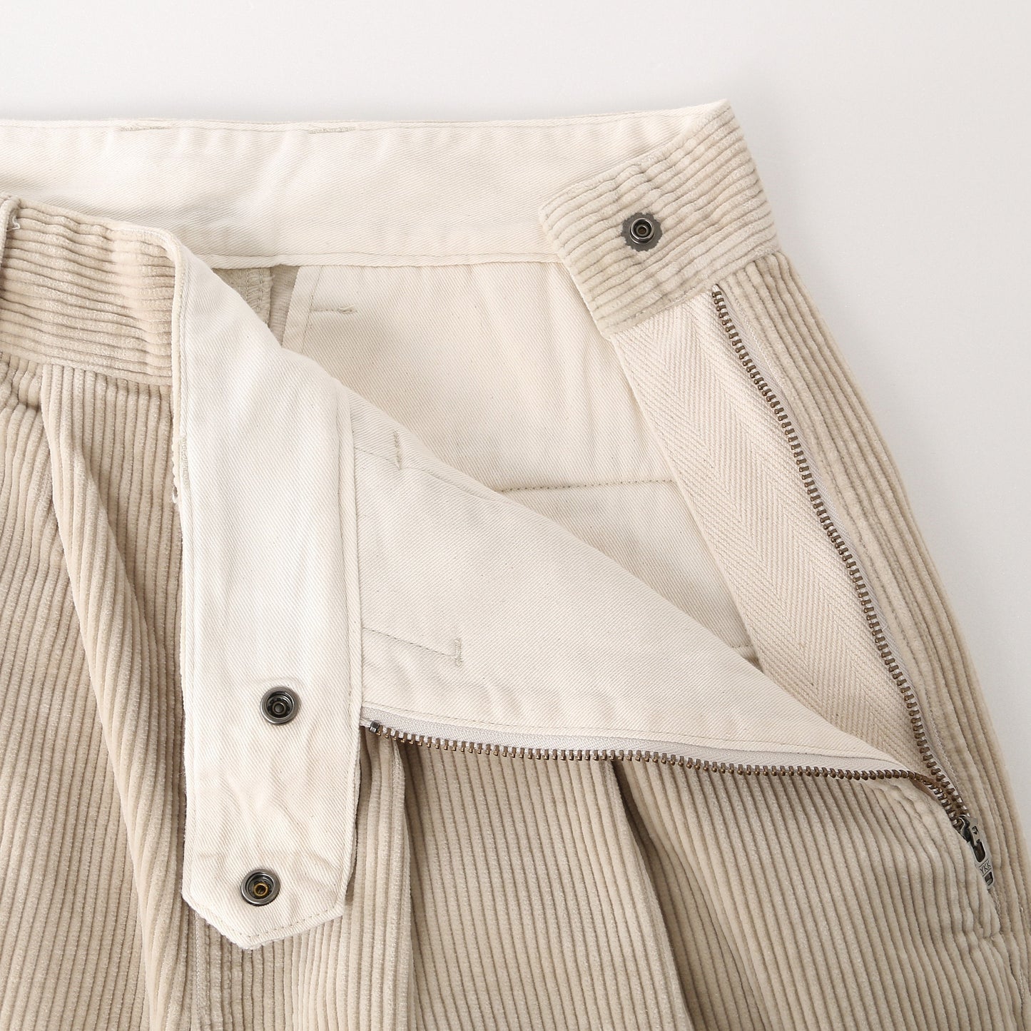 HEAVY CORDUROY TROUSERS