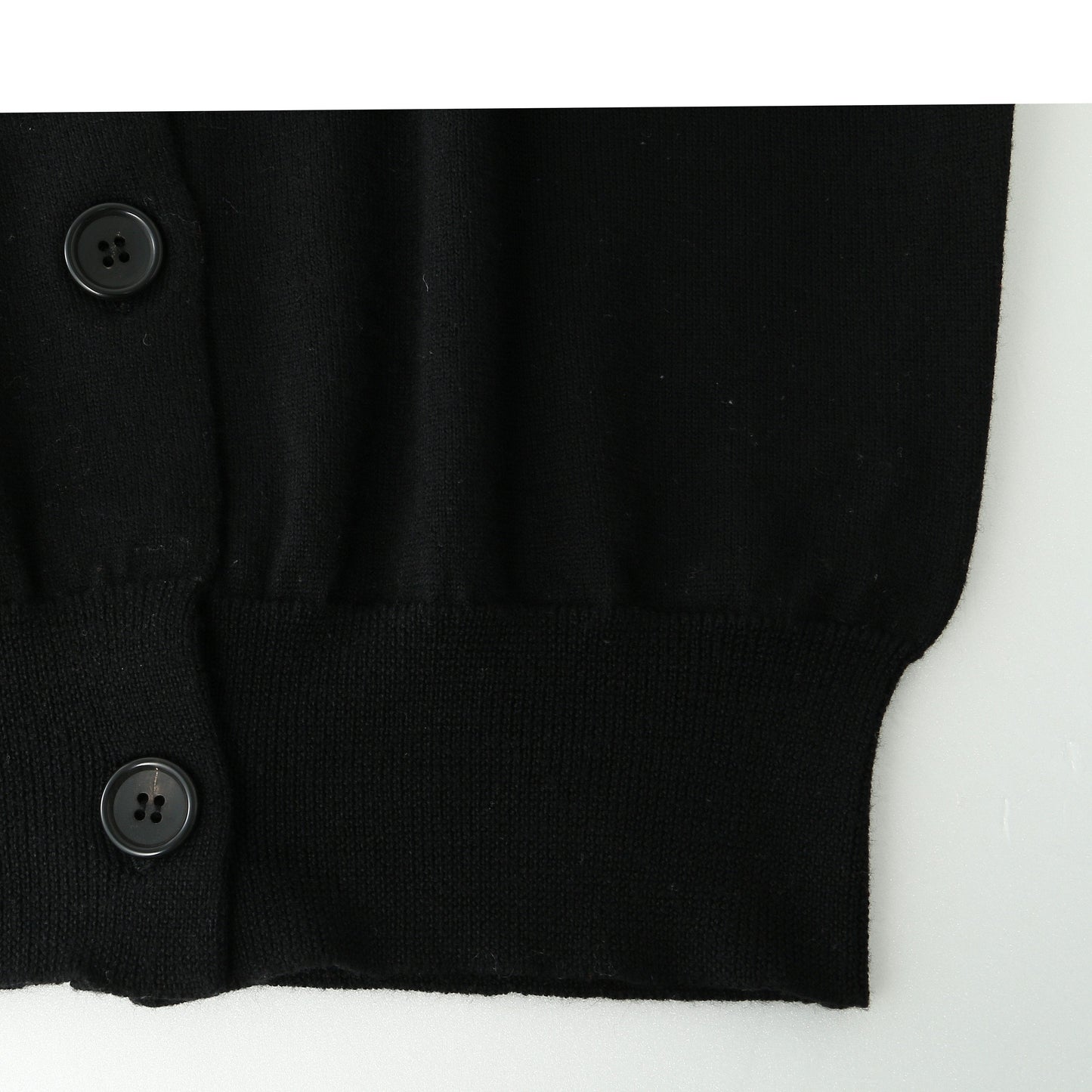 MERINO WOOL KNIT