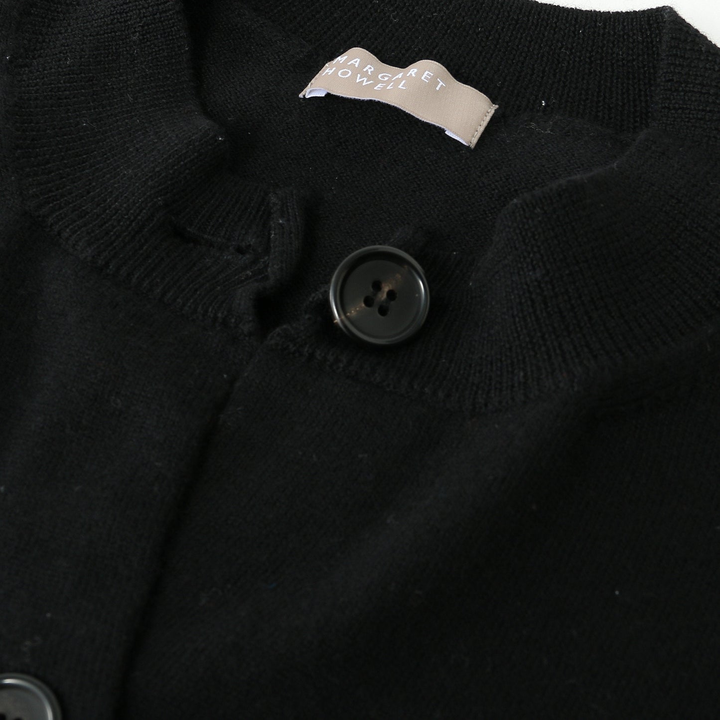 MERINO WOOL KNIT