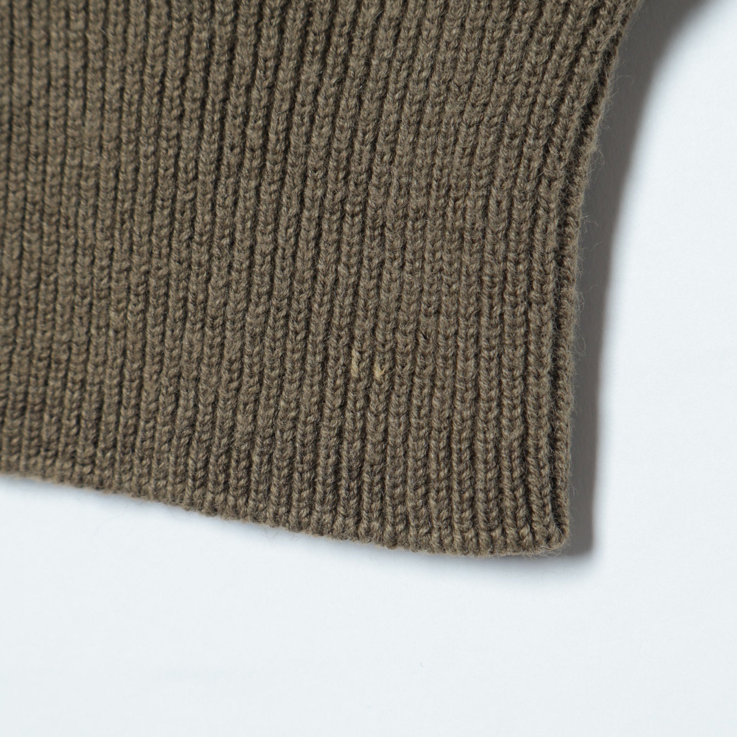 マーガレットハウエル MARGARET HOWELL ニット カーキ ニット / L / KHAKI(カーキ) ｜ マーガレット・ハウエル 公式リユース