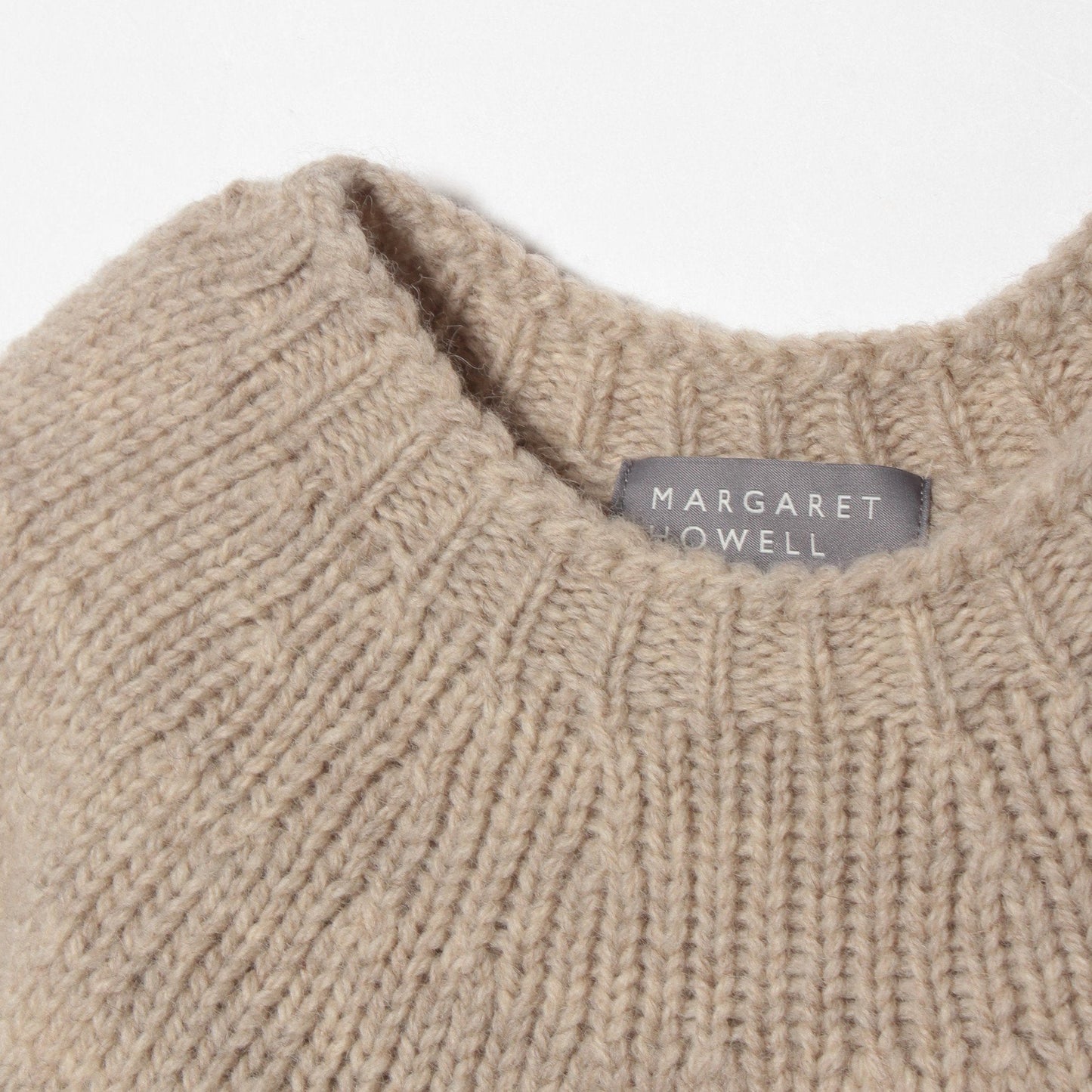 BULKY WOOL KNIT