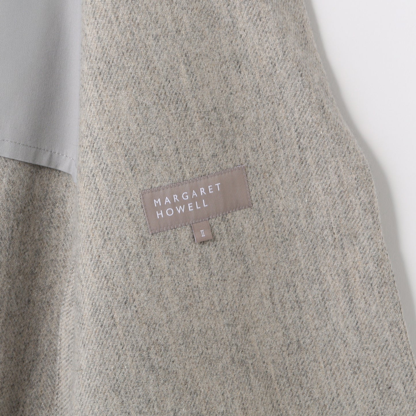 LIGHT BRITISH WOOL JACKET