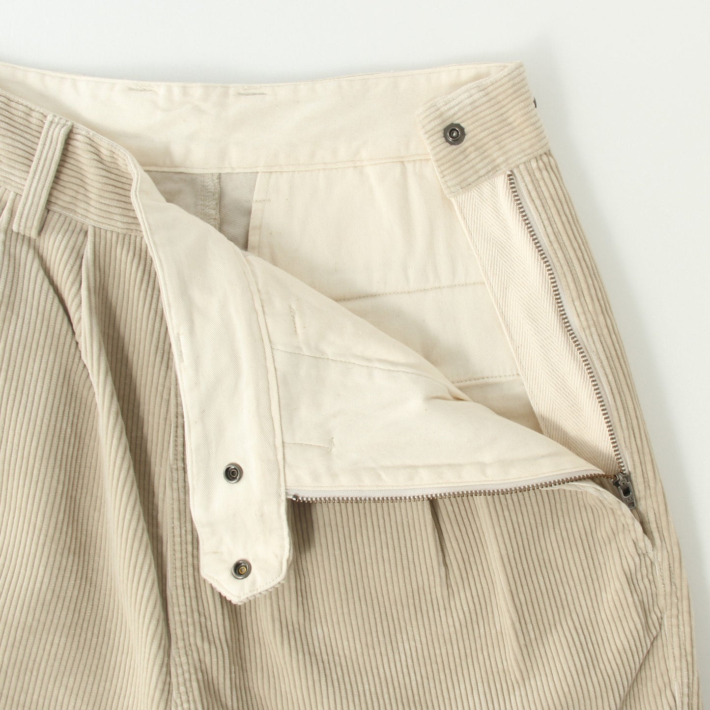 HEAVY CORDUROY TROUSERS