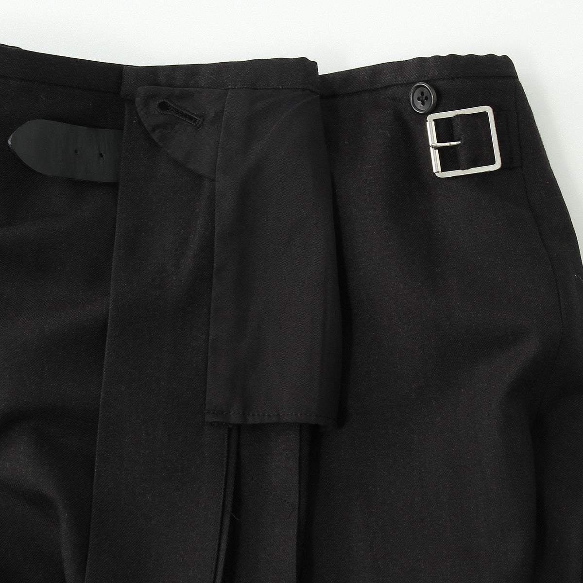 FINE WOOL FLANNEL SKIRT