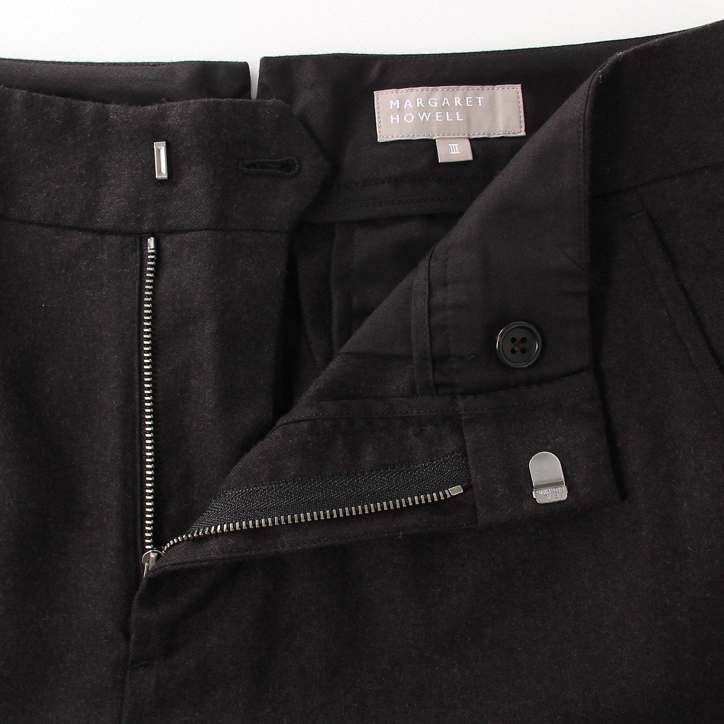 FINE WOOL FLANNEL TROUSERS