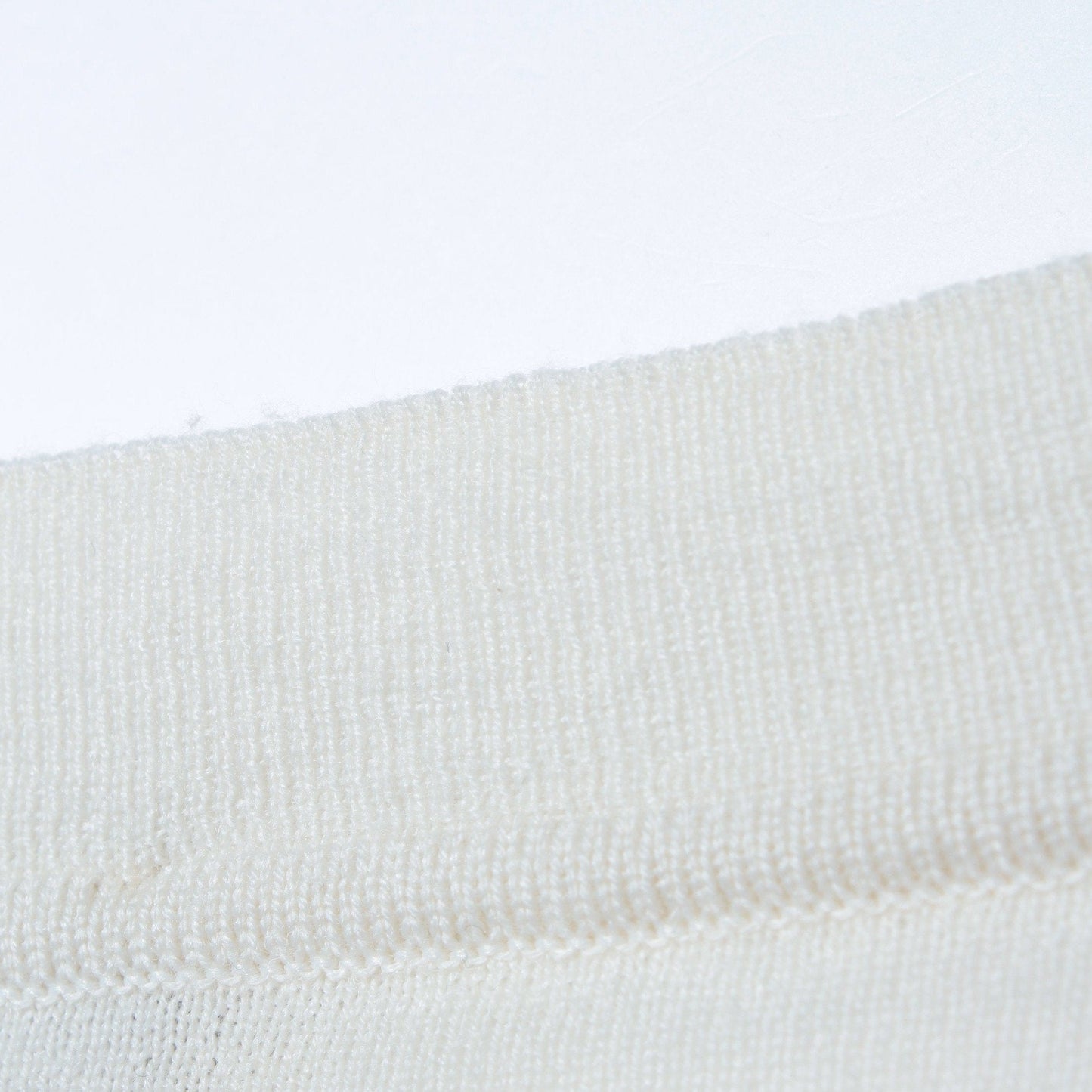 RELAXED V NECK JUMPER KNIT