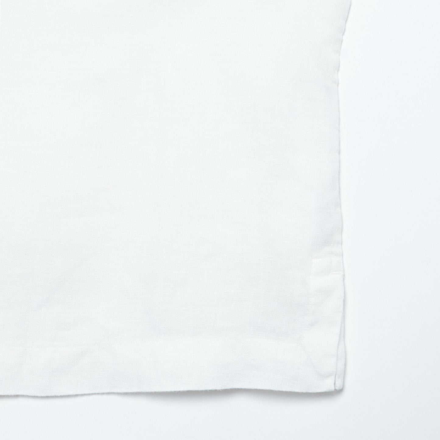 CLEAN LINEN SHIRT