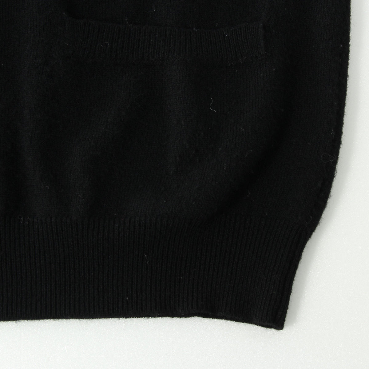 POCKET SLIPOVER KNIT