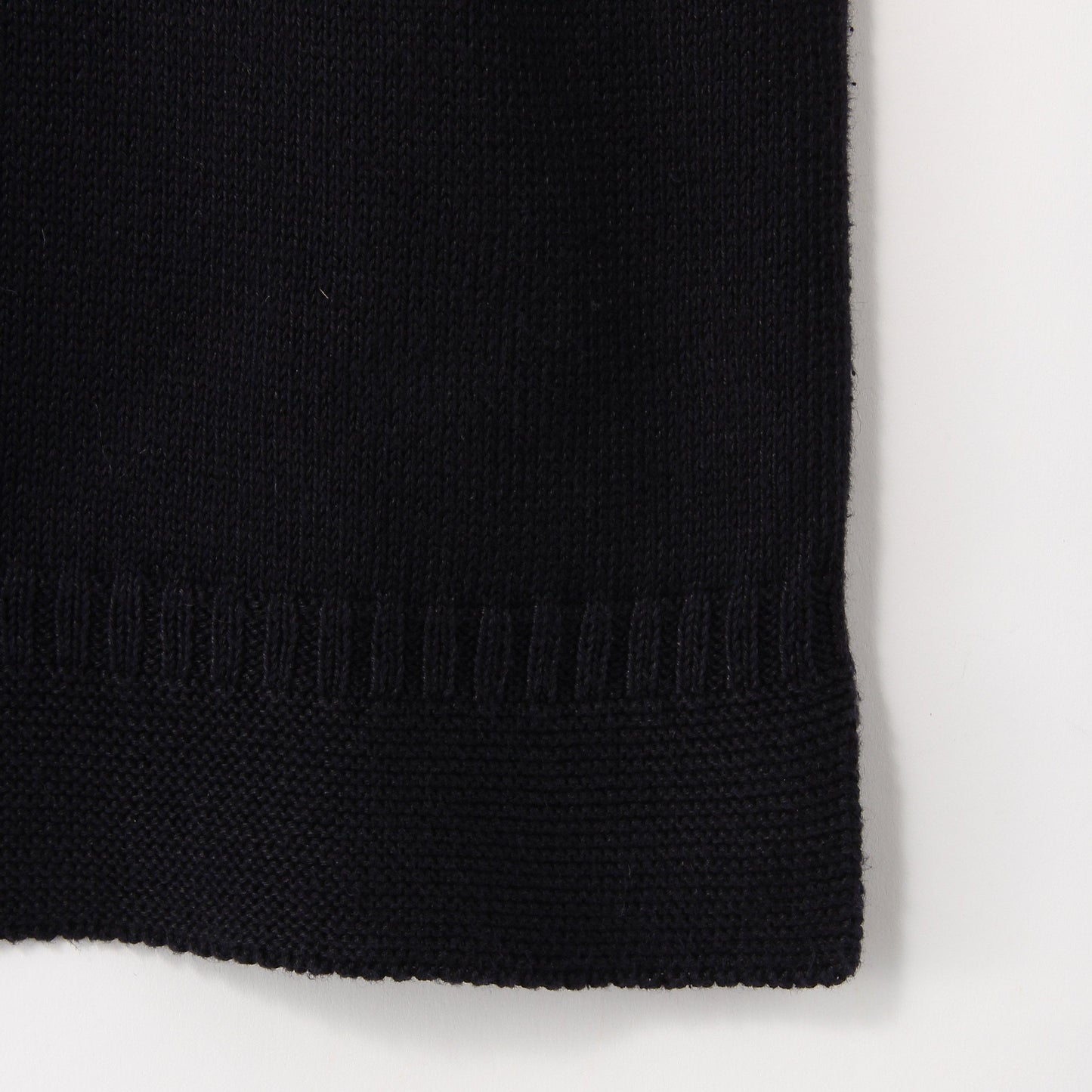 V NECK GUERNSEY KNIT