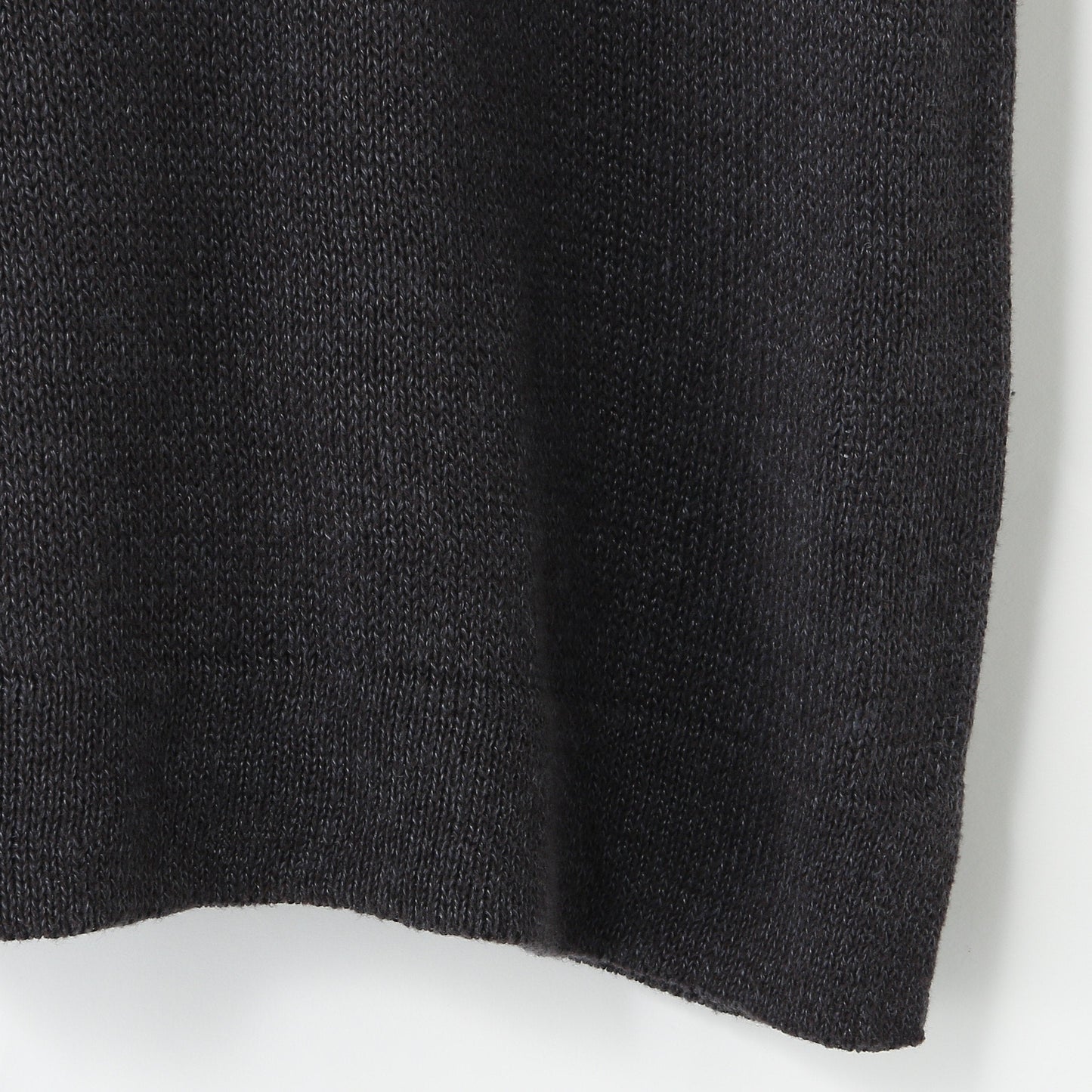 RELAXED V NECK JUMPER KNIT
