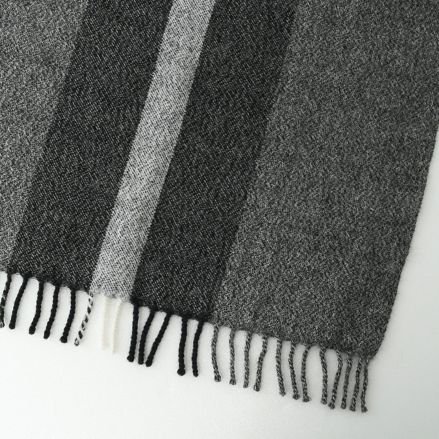 STRIPED SCARF