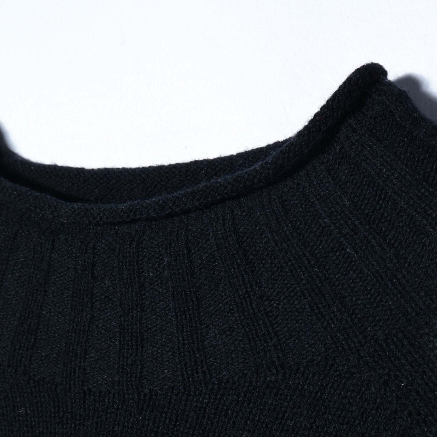 THICK WOOL KNIT