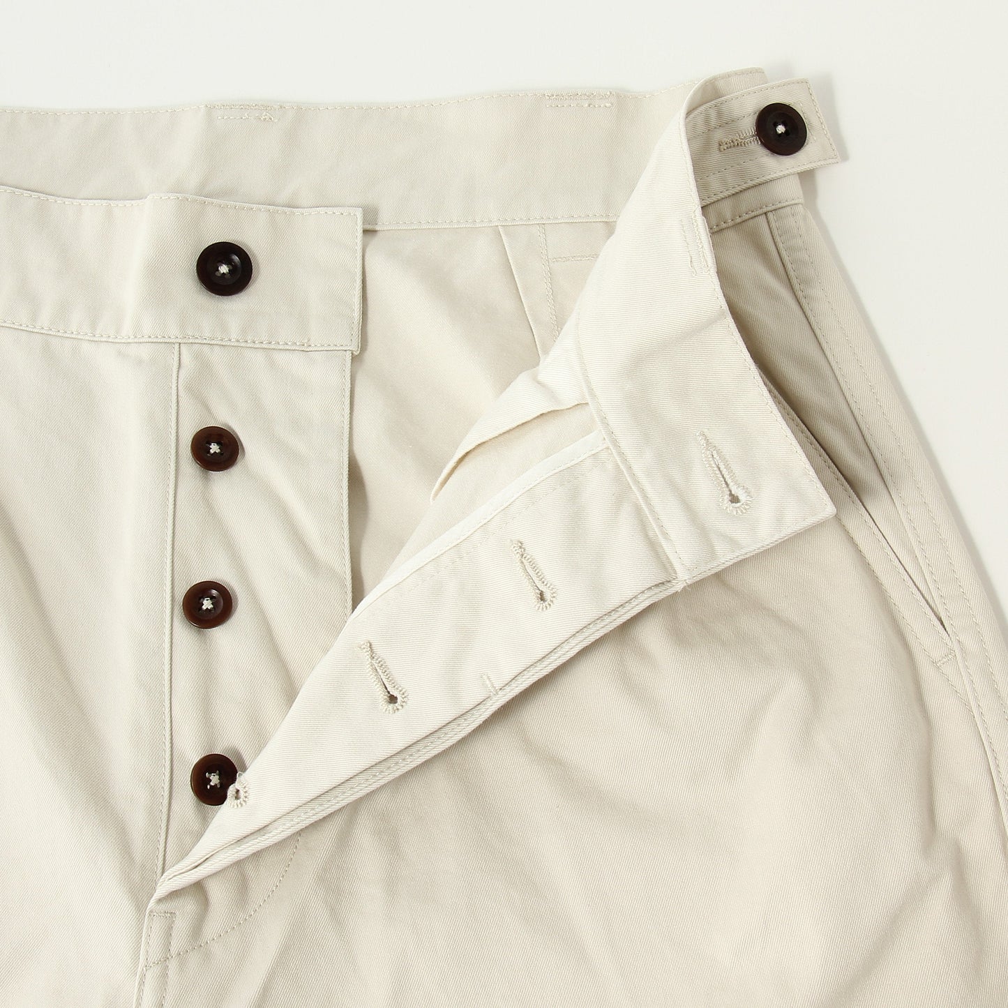 BRUSHED CHINO COTTON TROUSERS