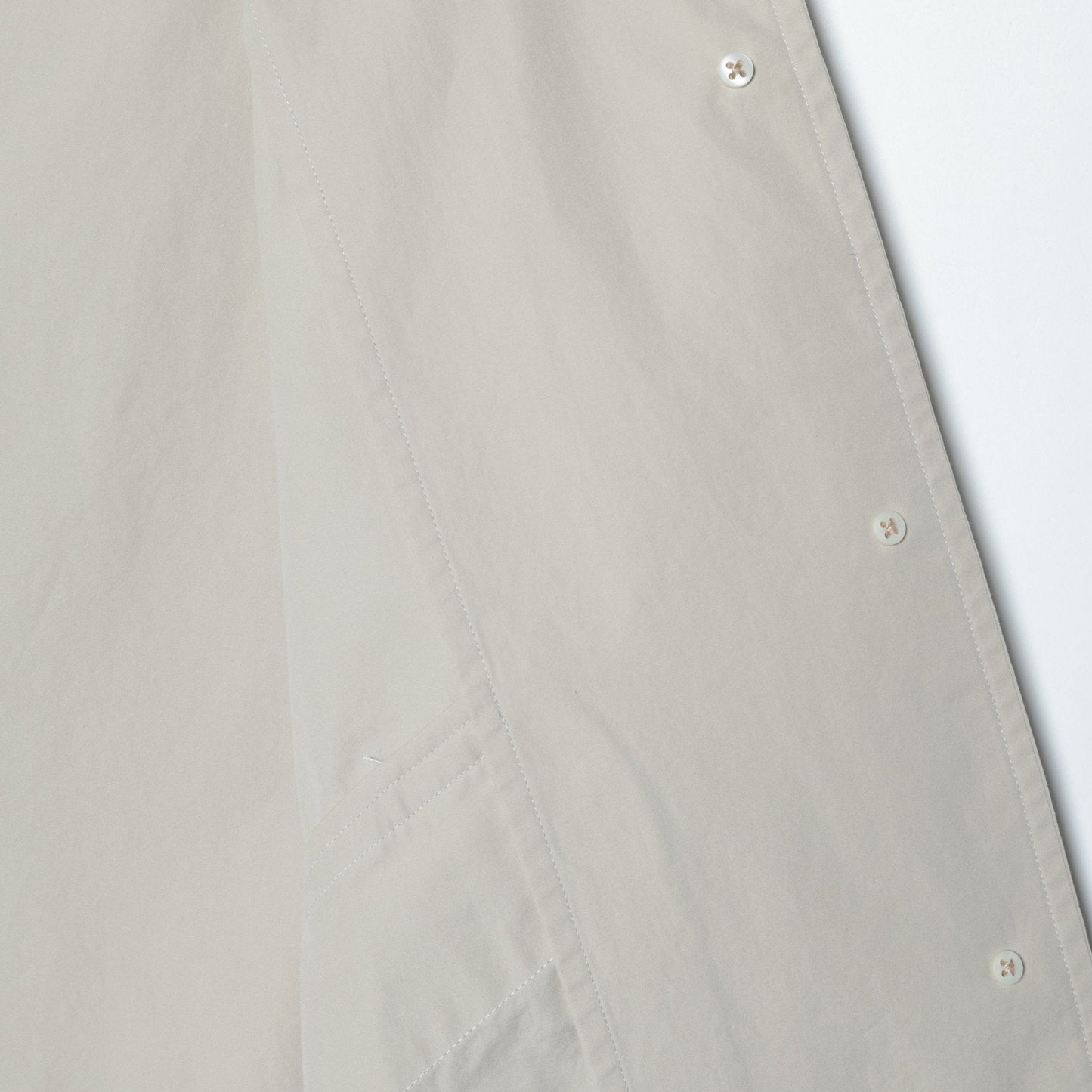 HIGH DENSE COTTON POPLIN BLOUSON