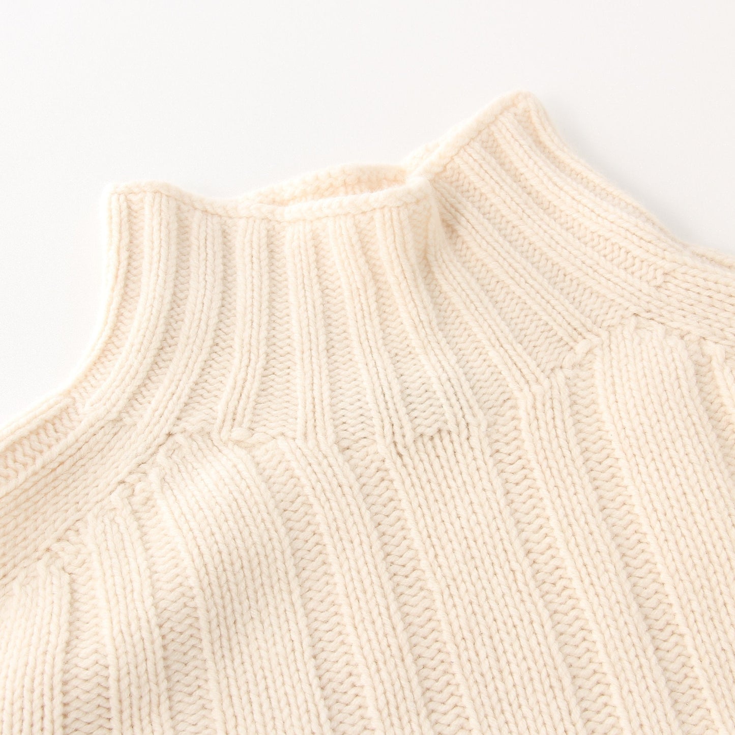 HICK NECK RIBBED JUMPER KNIT