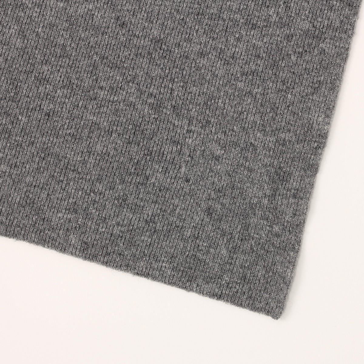 SOFT WOOL SCARF