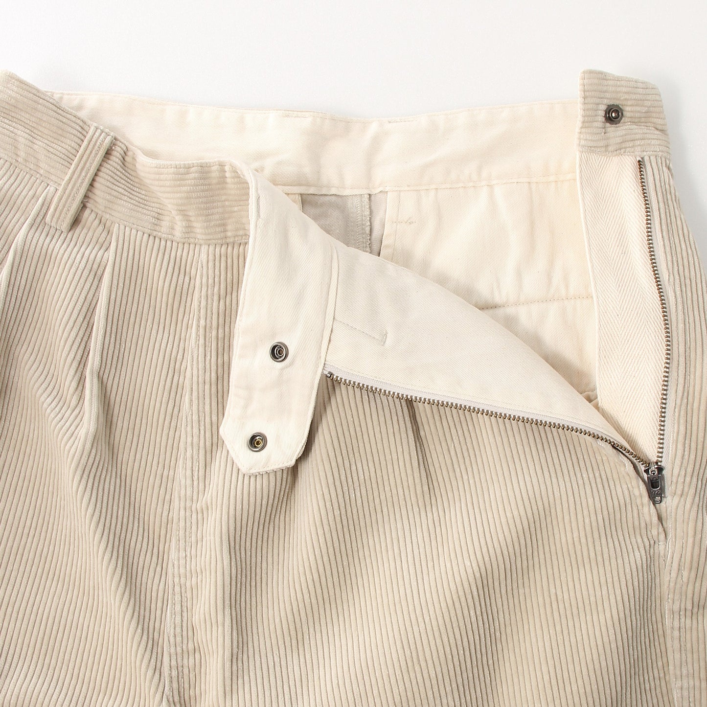 HEAVY CORDUROY TROUSERS
