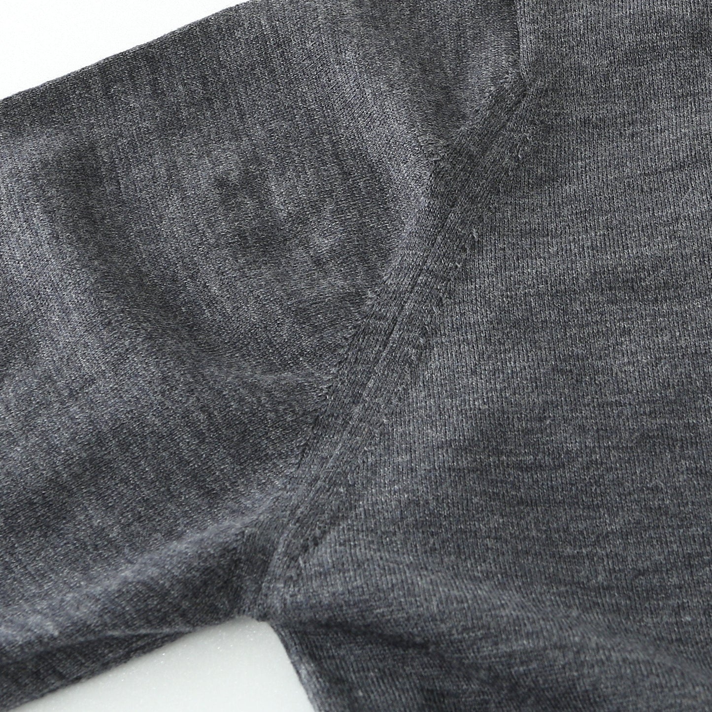 BASIC MERINO CARDIGAN KNIT