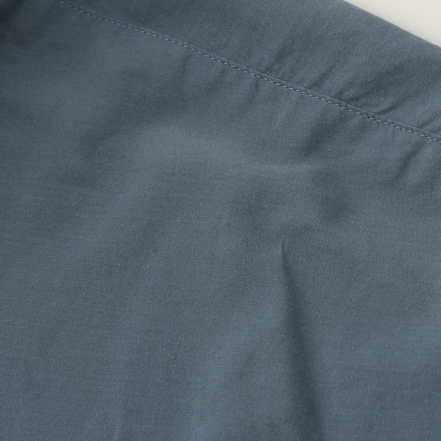 FINE COMPACT COTTON POPLIN SHIRT