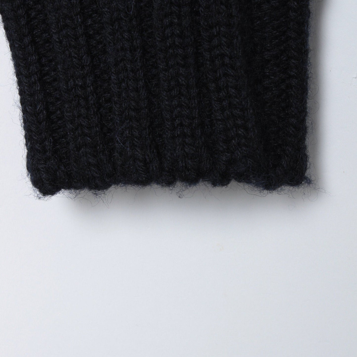 BRITISH WOOL KNIT