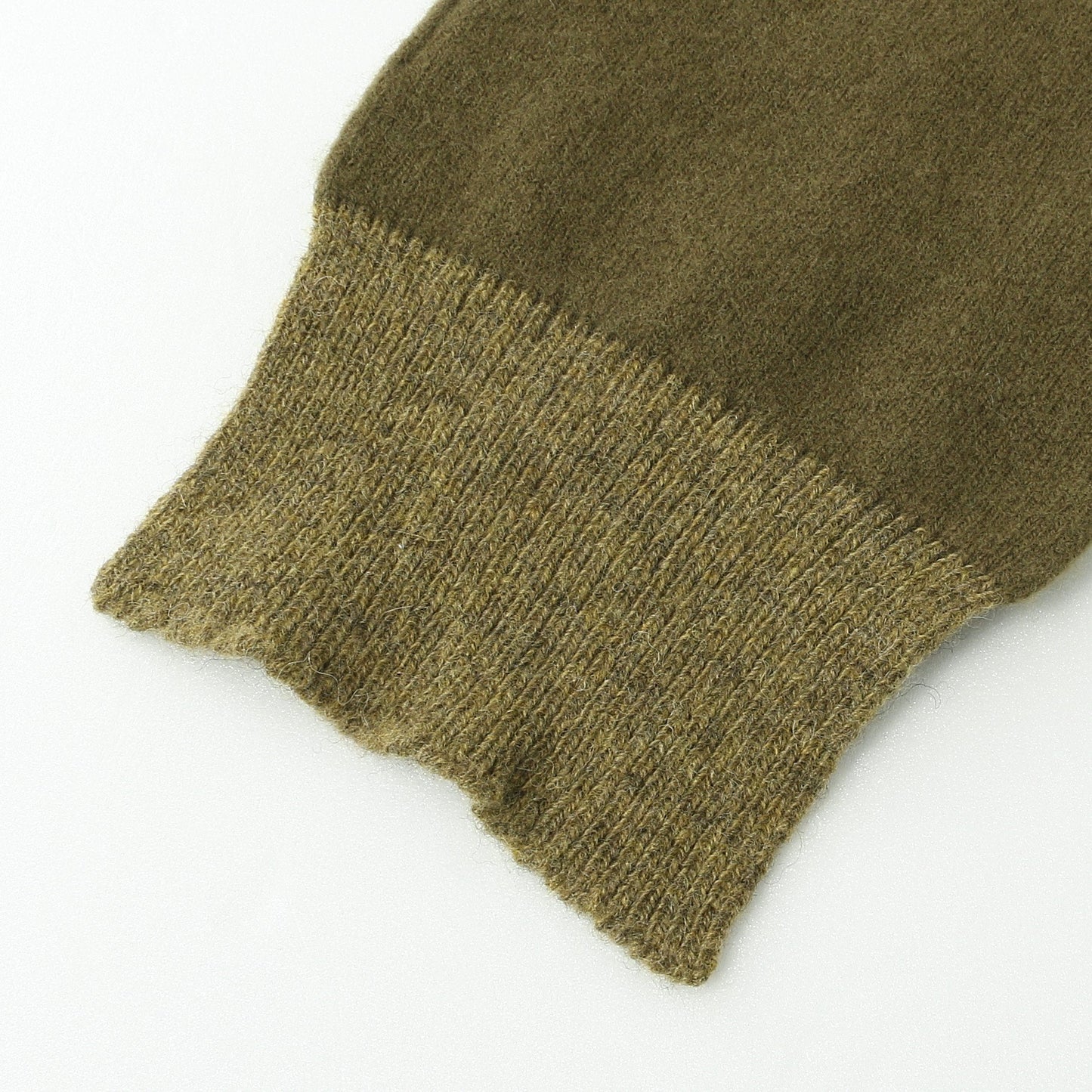 GEELONG LAMBSWOOL SCARF