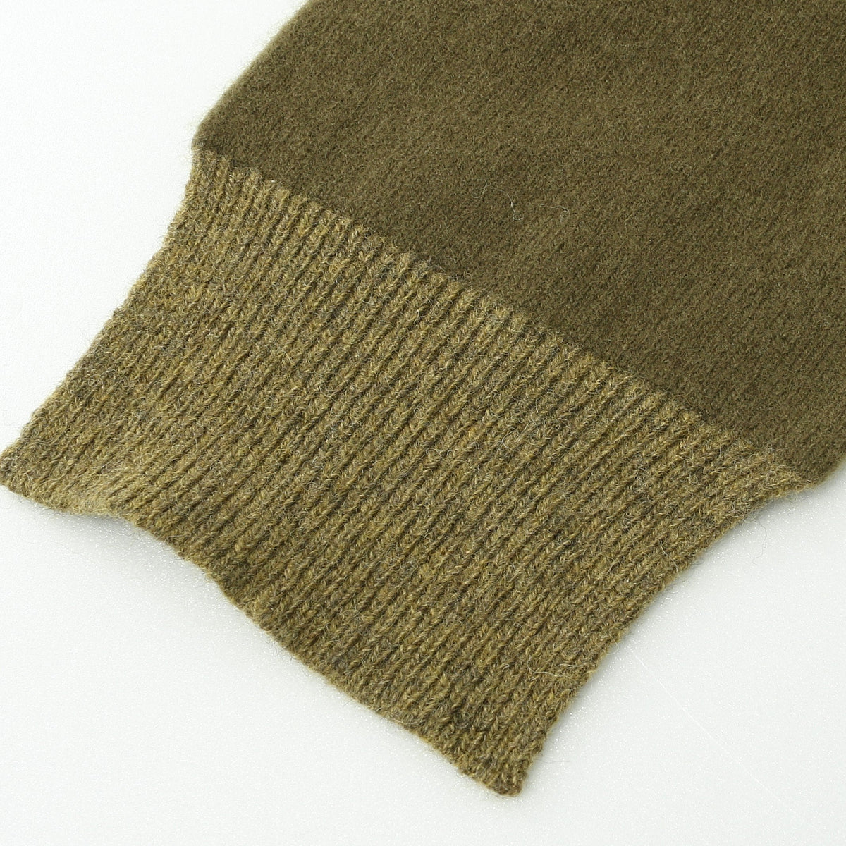 GEELONG LAMBSWOOL SCARF