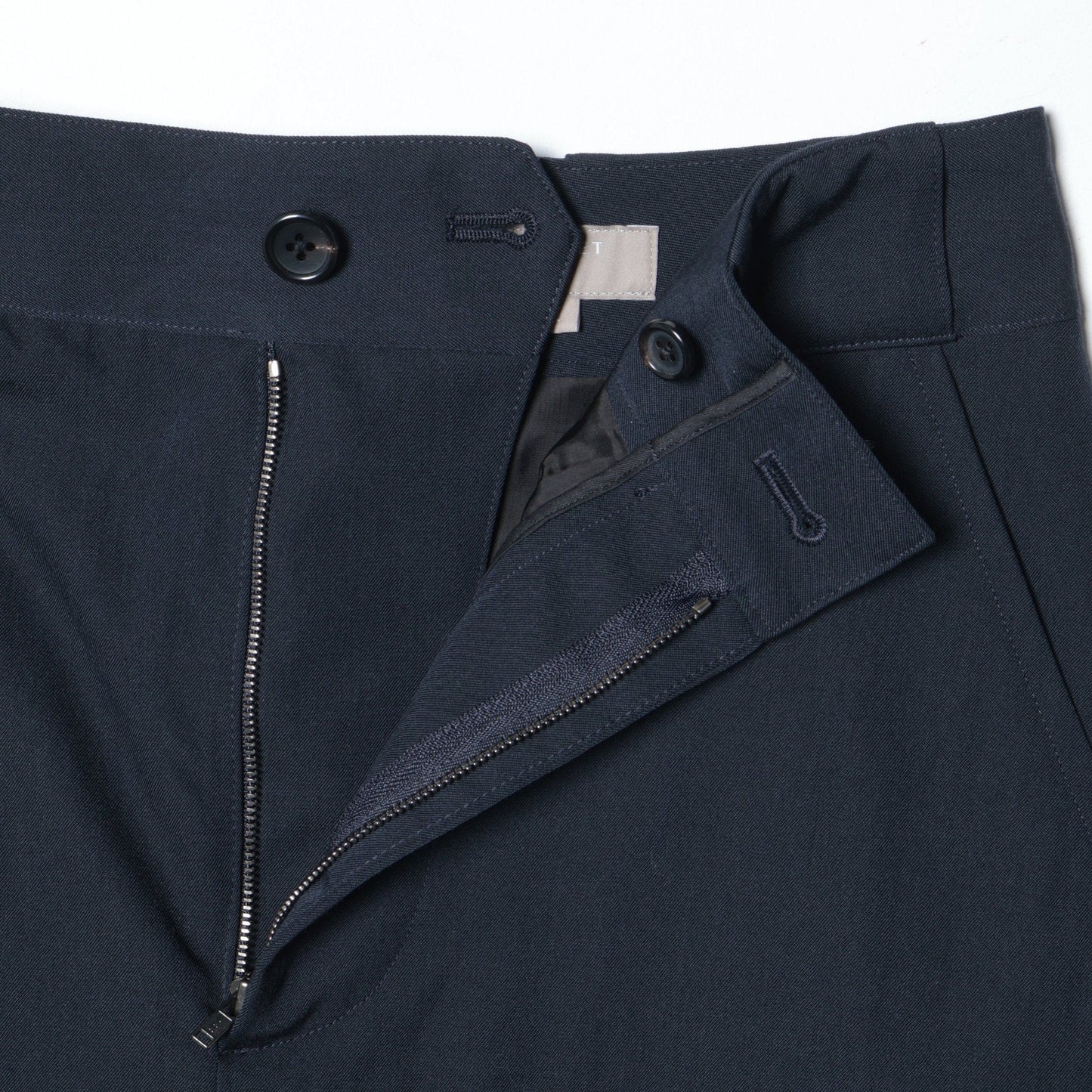 FINE WOOL TWILL SKIRT