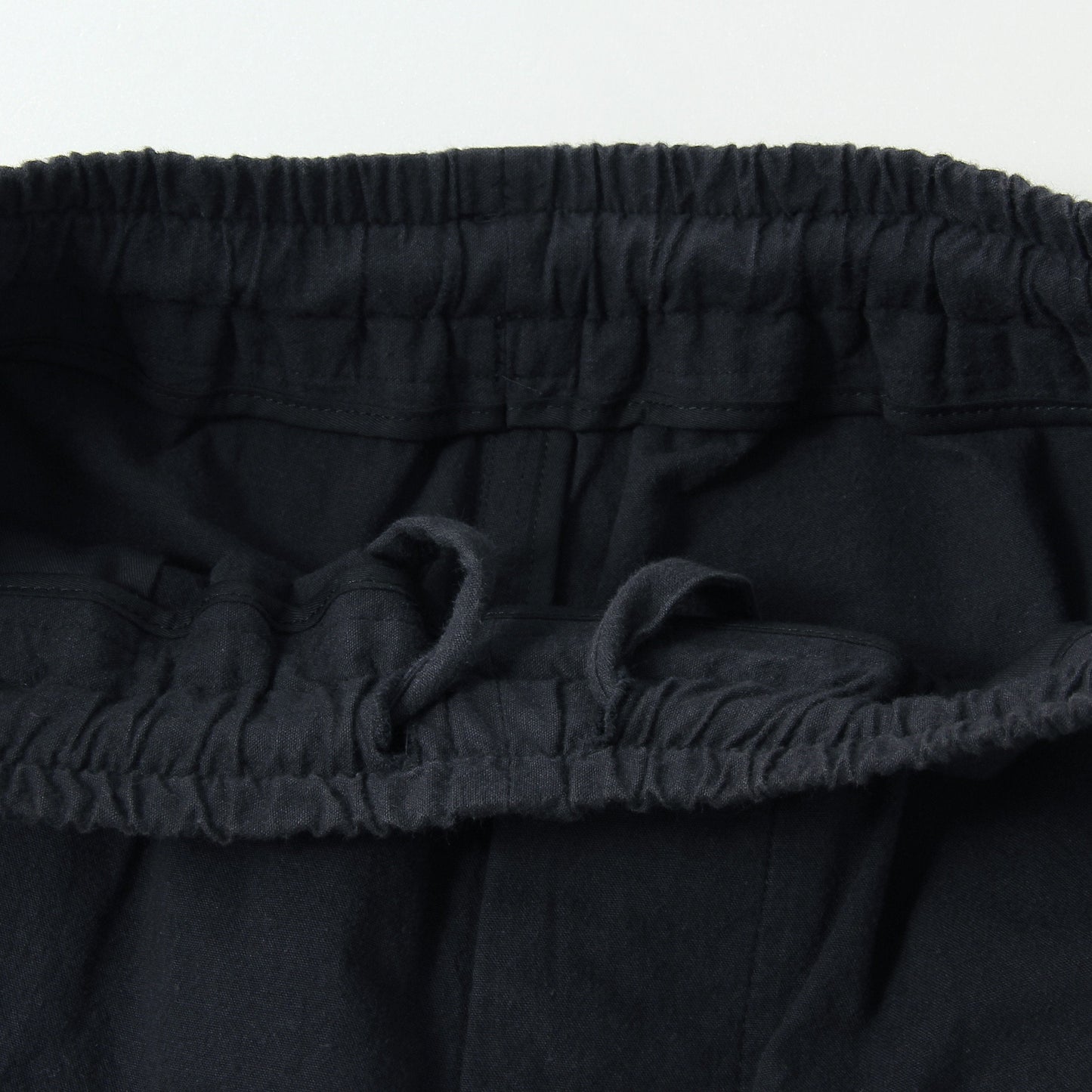 YARN DYE COTTON PLAINWEAVE TROUSERS