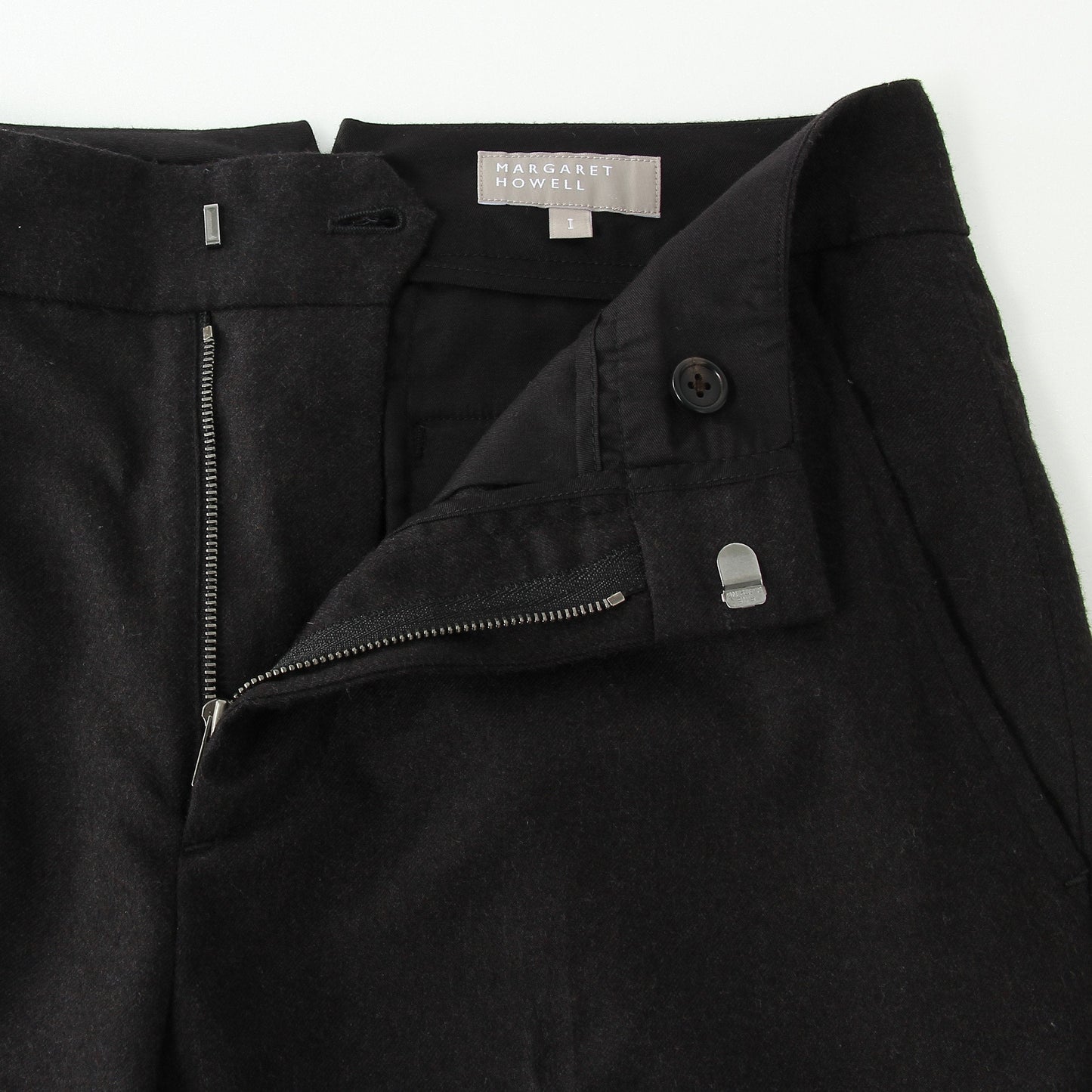 FINE WOOL FLANNEL TROUSERS