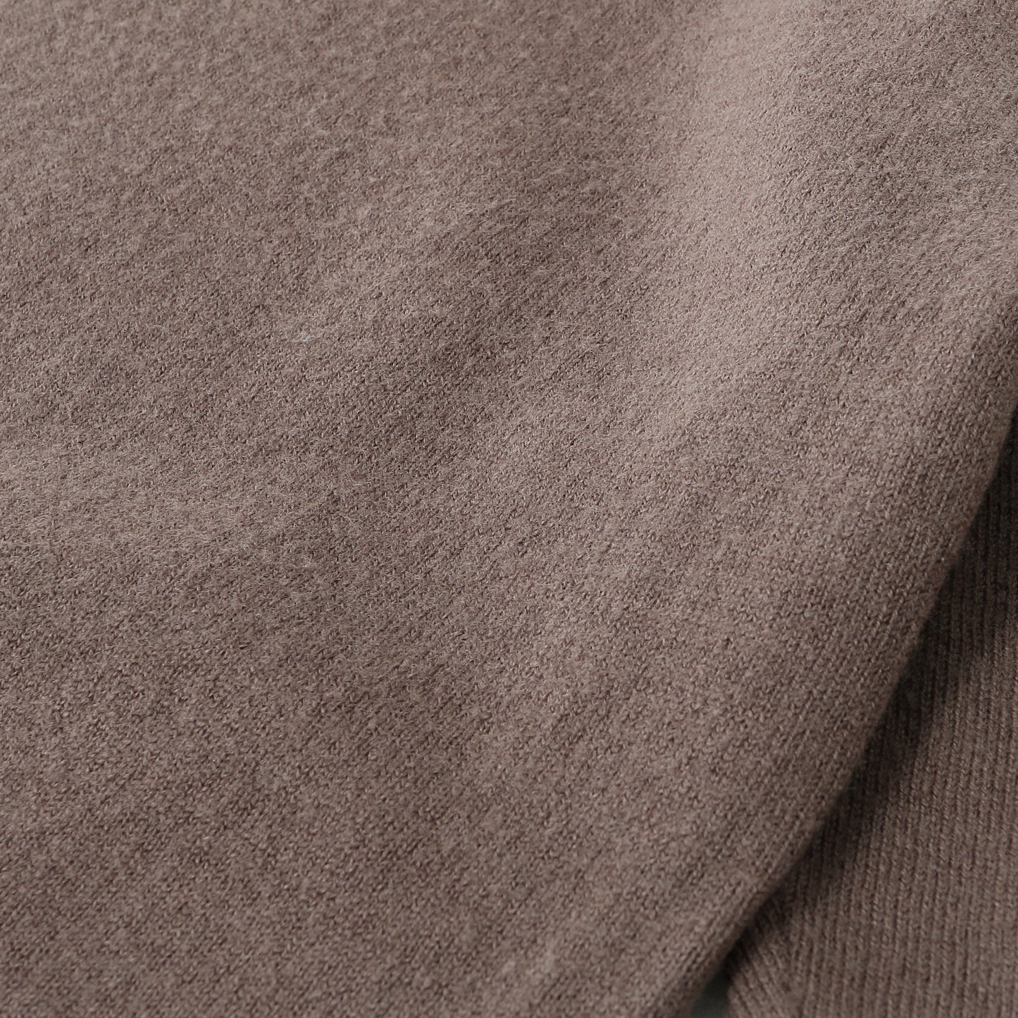 FELTED ROUGH WOOL KNIT