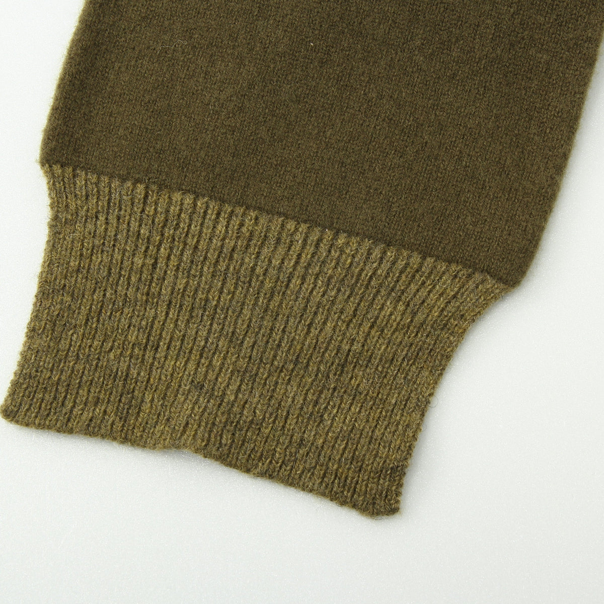 GEELONG LAMBSWOOL SCARF